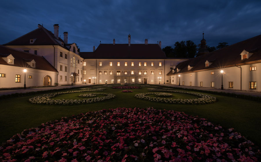 Schlossanlage - Innenhof